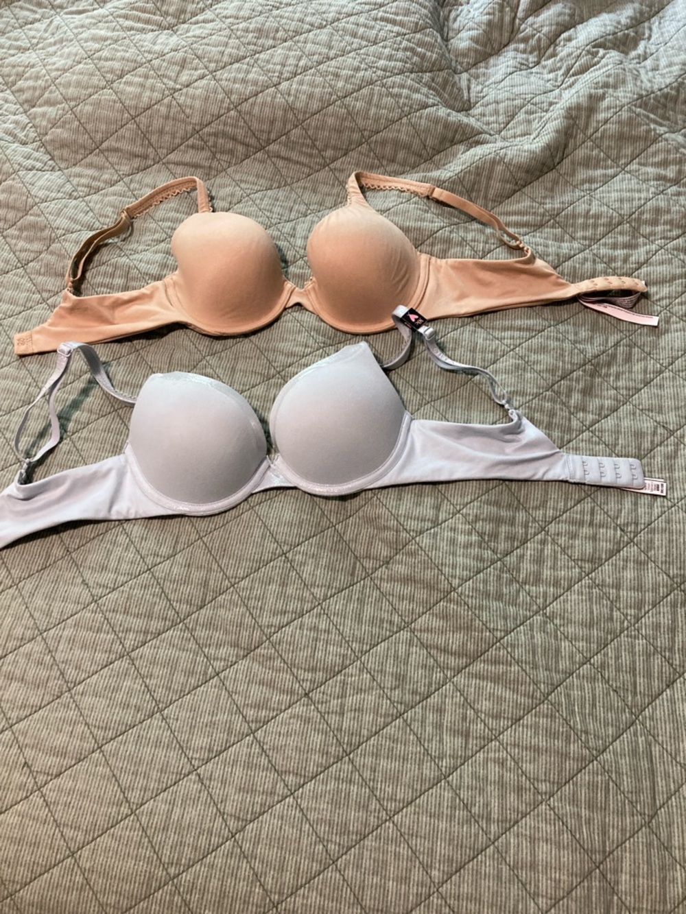 Bundle of two Victoria’s Secret bras size 30C